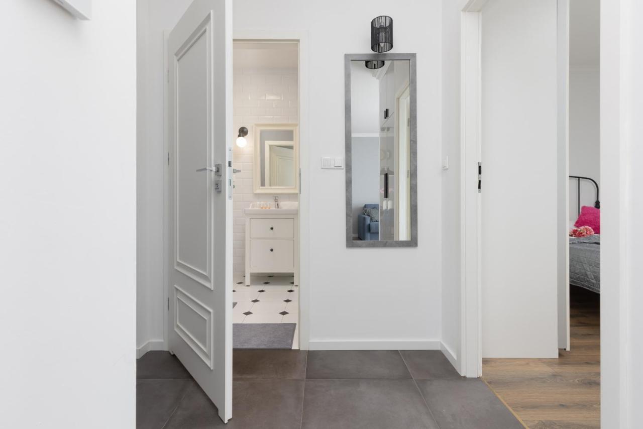 Warsaw Ursynow Apartment With Balcony By Noclegi Renters Екстериор снимка