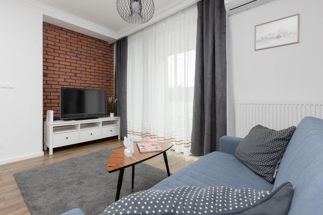 Warsaw Ursynow Apartment With Balcony By Noclegi Renters Екстериор снимка